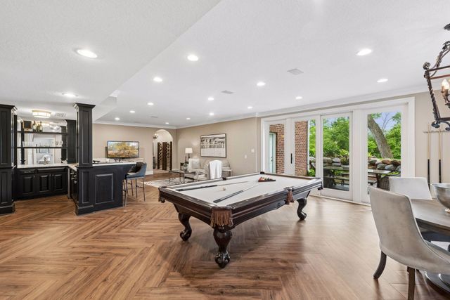 18482 Bearpath Trail, Eden Prairie, MN 55347