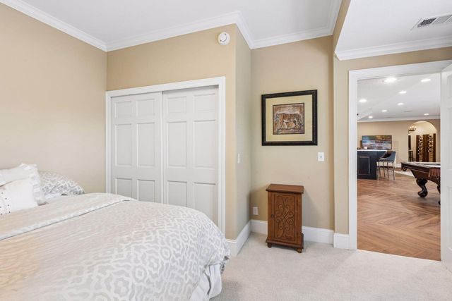 18482 Bearpath Trail, Eden Prairie, MN 55347
