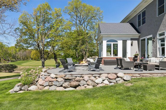18482 Bearpath Trail, Eden Prairie, MN 55347