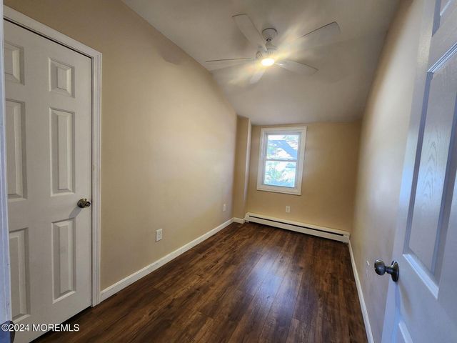 43 Shoreland Terrace, North Middletown, NJ 07748