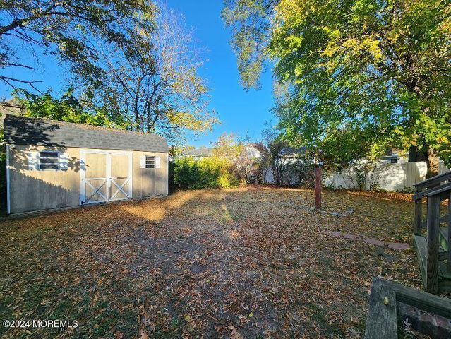 43 Shoreland Terrace, North Middletown, NJ 07748