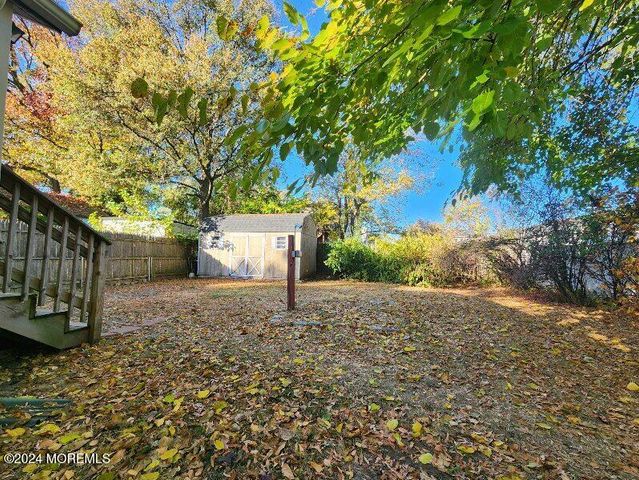 43 Shoreland Terrace, North Middletown, NJ 07748