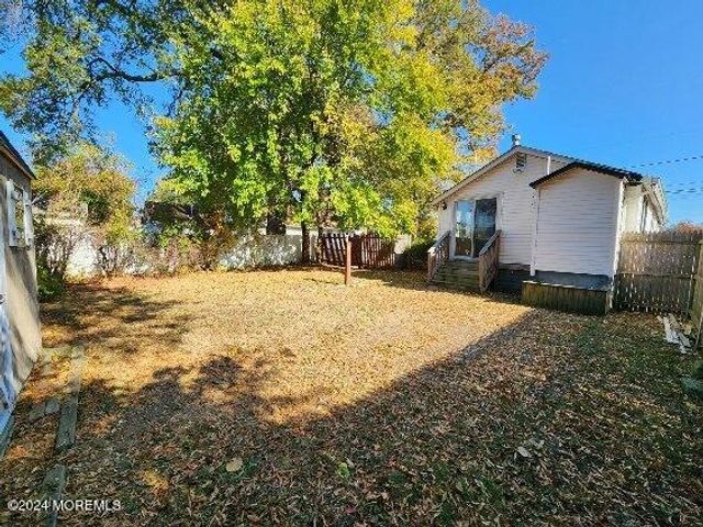 43 Shoreland Terrace, North Middletown, NJ 07748