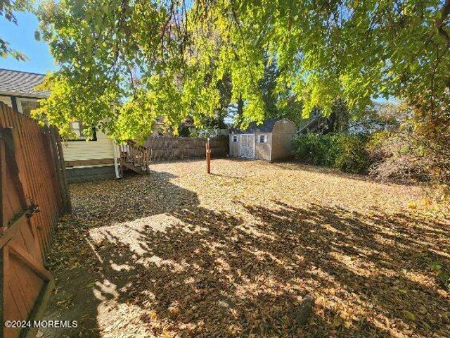 43 Shoreland Terrace, North Middletown, NJ 07748