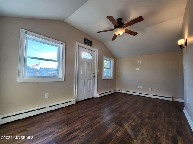 43 Shoreland Terrace, North Middletown, NJ 07748