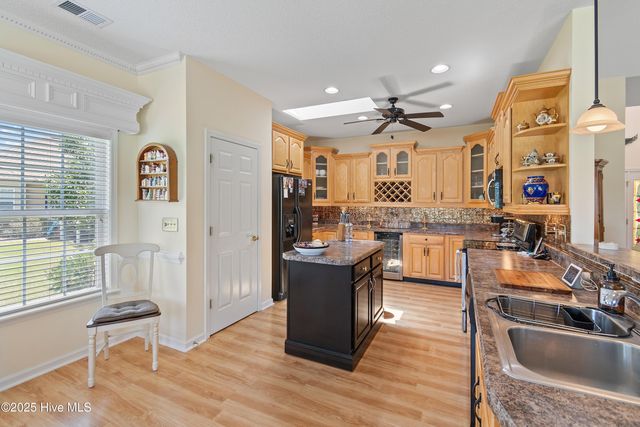 186 Ravennaside Drive, Calabash, NC 28467