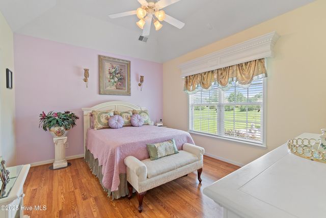 186 Ravennaside Drive, Calabash, NC 28467