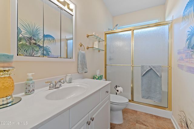 186 Ravennaside Drive, Calabash, NC 28467