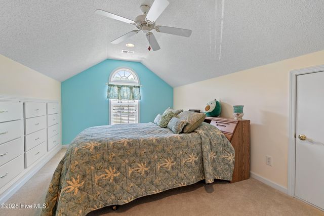 186 Ravennaside Drive, Calabash, NC 28467
