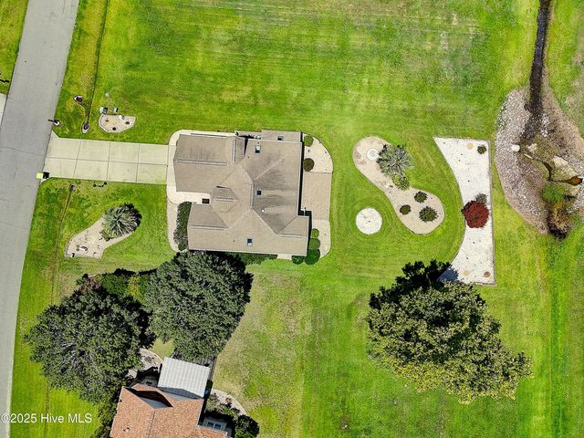 186 Ravennaside Drive, Calabash, NC 28467