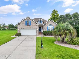 186 Ravennaside Drive, Calabash, NC 28467