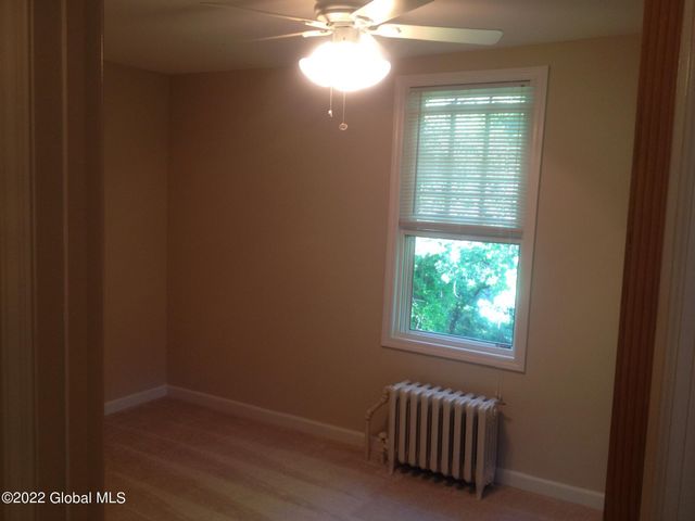 36 The Concourse, Bethlehem, NY 12203