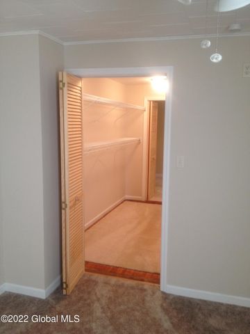 36 The Concourse, Bethlehem, NY 12203