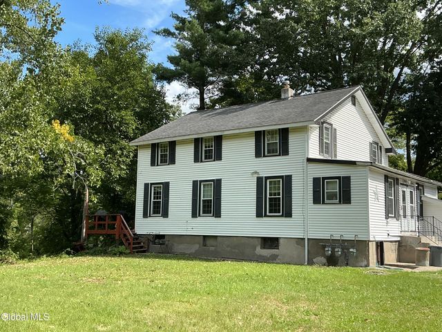 36 The Concourse, Bethlehem, NY 12203
