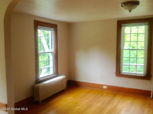 36 The Concourse, Bethlehem, NY 12203