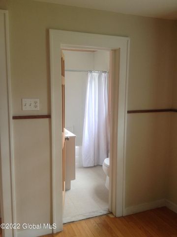 36 The Concourse, Bethlehem, NY 12203