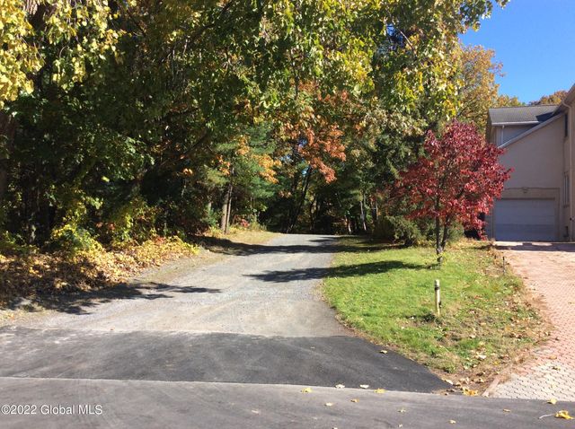 36 The Concourse, Bethlehem, NY 12203