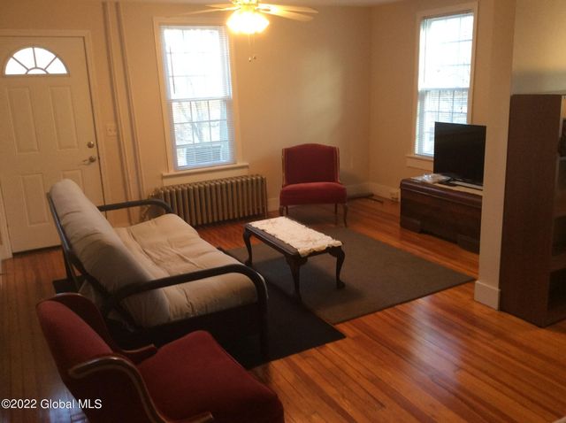 36 The Concourse, Bethlehem, NY 12203