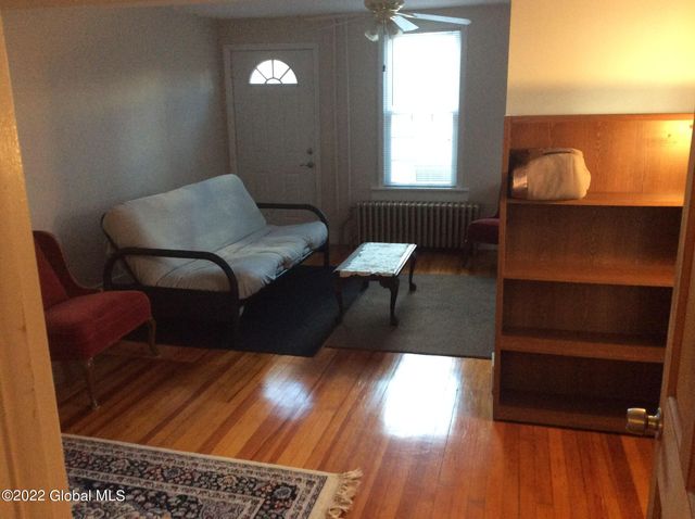 36 The Concourse, Bethlehem, NY 12203