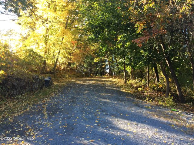 36 The Concourse, Bethlehem, NY 12203