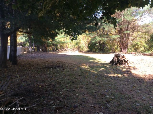 36 The Concourse, Bethlehem, NY 12203