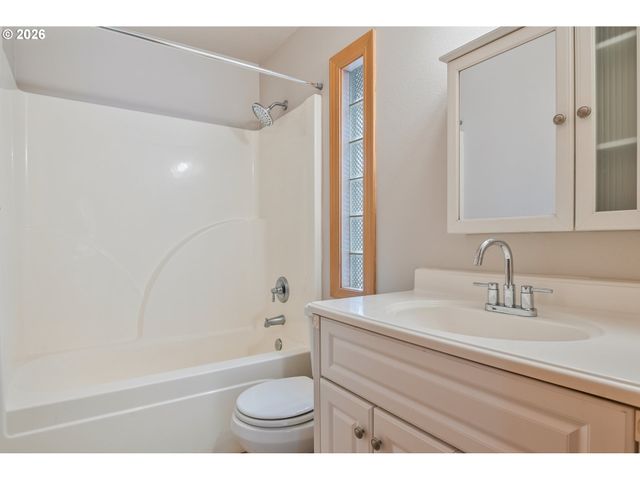 103 CARROLLS Ave, Carrolls, WA 98609