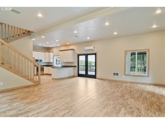 103 CARROLLS Ave, Carrolls, WA 98609