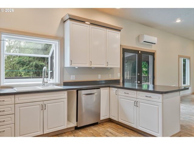103 CARROLLS Ave, Carrolls, WA 98609