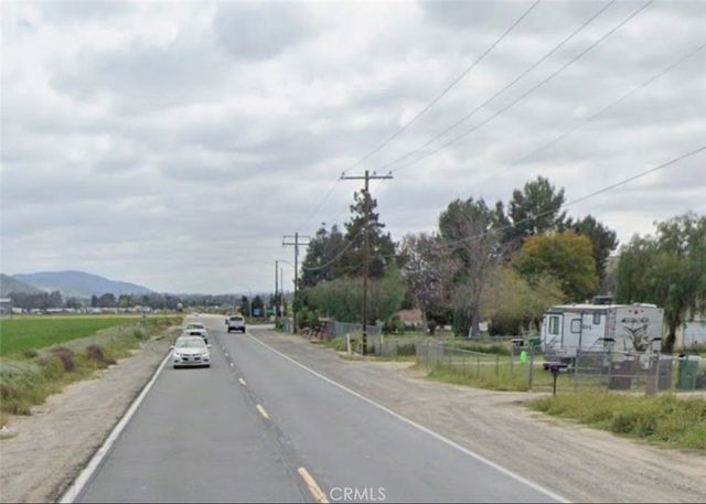26635 Winchester, Hemet, CA 92545