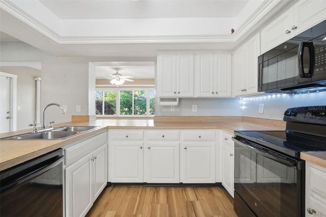 2101 HAILSTONE CIRCLE 0, Sun City Center, FL 33573