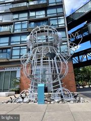 936 NEW MARKET ST, Philadelphia, PA 19123