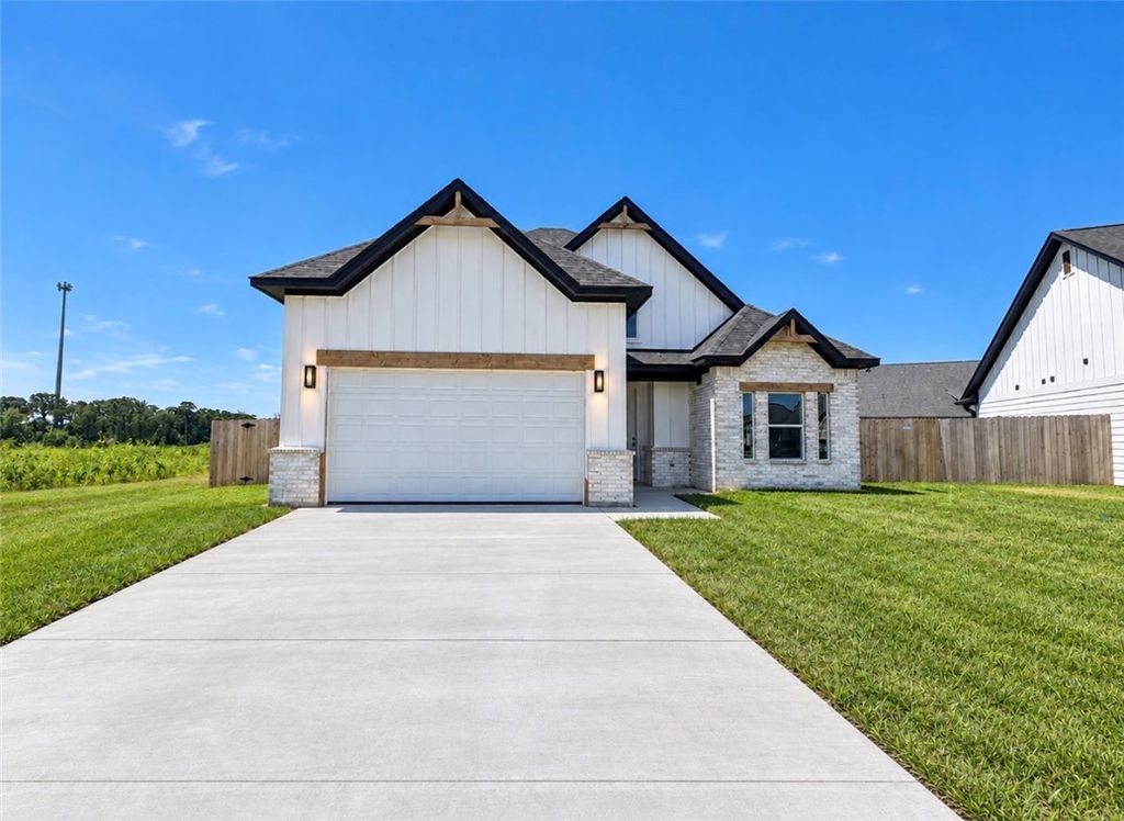 2103 Zebrina Court, Bryan, TX 77807 — exterior