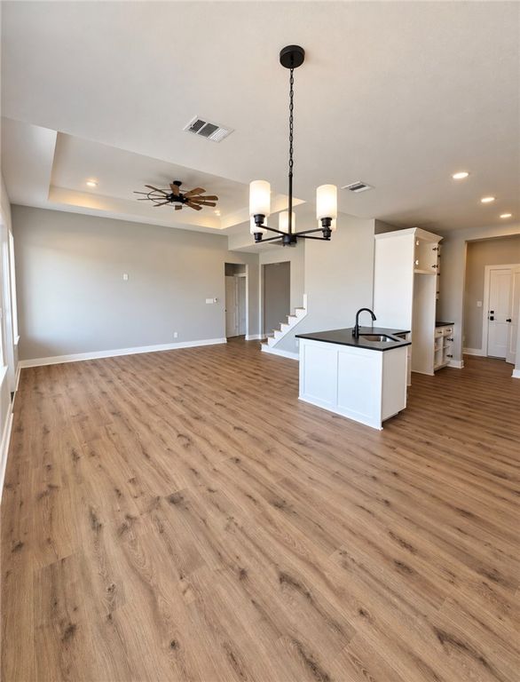 2103 Zebrina Court, Bryan, TX 77807 — photo 2