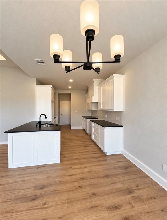 2103 Zebrina Court, Bryan, TX 77807 — photo 3