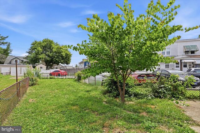 3 NORWOOD DR, Marcus Hook, PA 19061