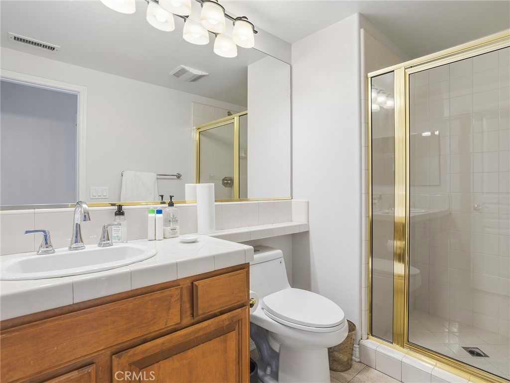 Image 31 of property listing at 20316 Wynfreed Lane, Porter Ranch, CA 91326
