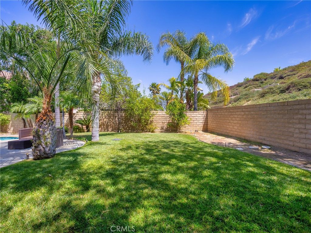 Image 36 of property listing at 20316 Wynfreed Lane, Porter Ranch, CA 91326