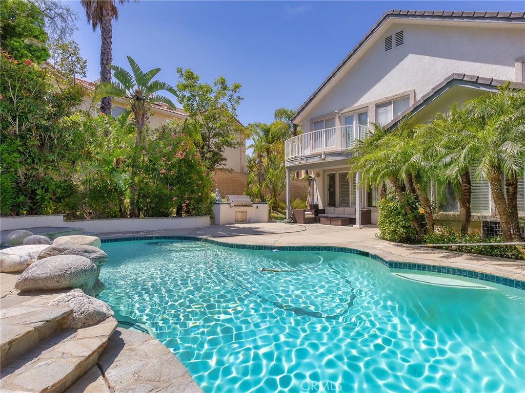 Image 38 of property listing at 20316 Wynfreed Lane, Porter Ranch, CA 91326