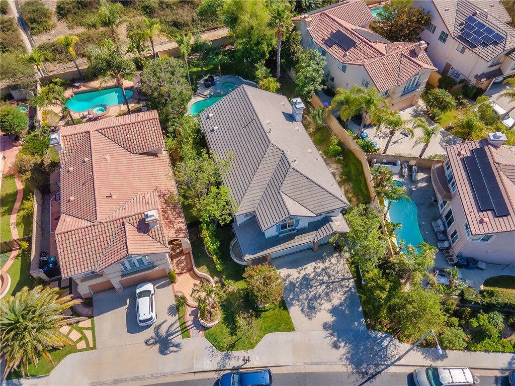 Image 44 of property listing at 20316 Wynfreed Lane, Porter Ranch, CA 91326