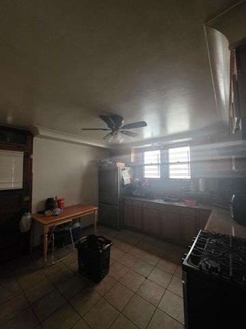 1516 W 72nd Street, Chicago, IL 60636