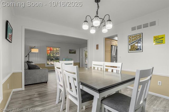 15562 N Royal Doulton Boulevard, Clinton Township, MI 48038