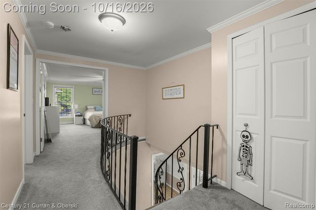 15562 N Royal Doulton Boulevard, Clinton Township, MI 48038