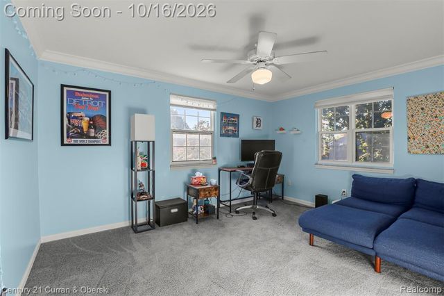 15562 N Royal Doulton Boulevard, Clinton Township, MI 48038