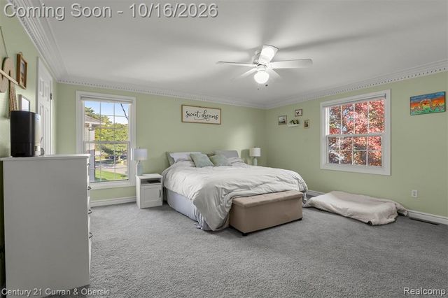 15562 N Royal Doulton Boulevard, Clinton Township, MI 48038