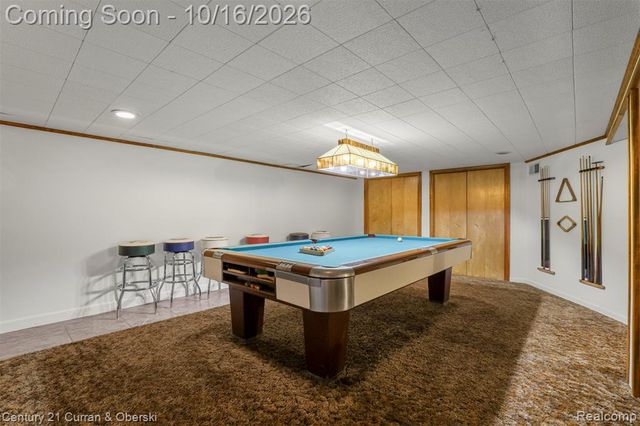 15562 N Royal Doulton Boulevard, Clinton Township, MI 48038
