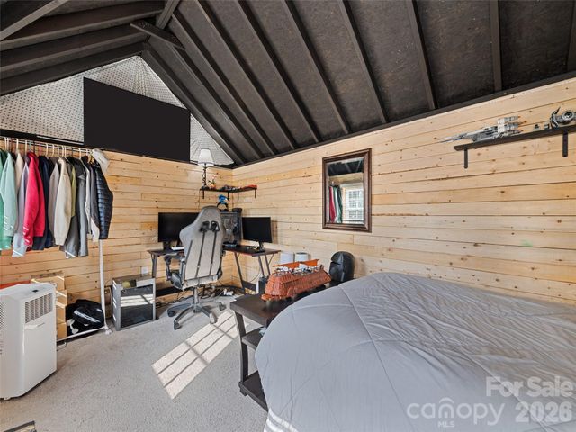 110 Ewart Drive, Hendersonville, NC 28739