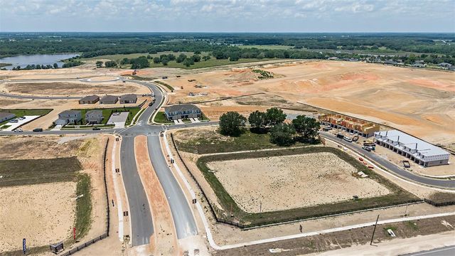 204 STREAMWATER WAY, Groveland, FL 34736