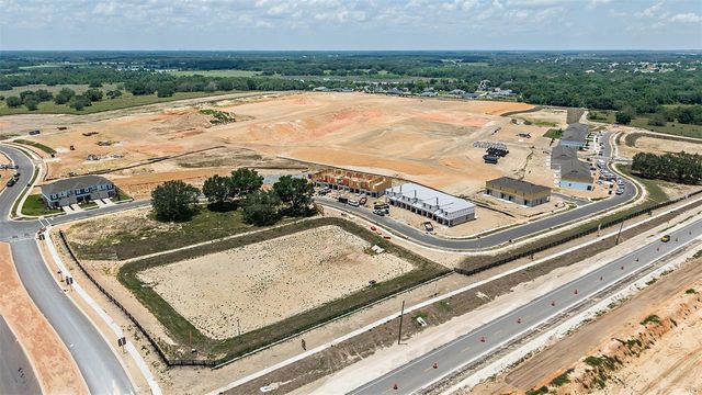 204 STREAMWATER WAY, Groveland, FL 34736