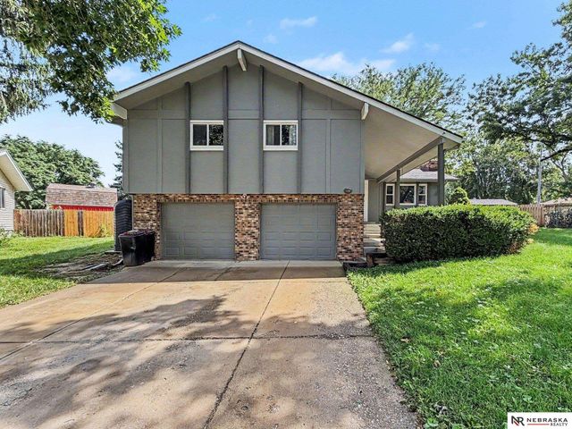 6613 S 139 Circle, Omaha, NE 68137