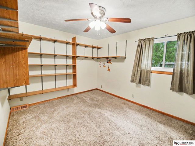6613 S 139 Circle, Omaha, NE 68137